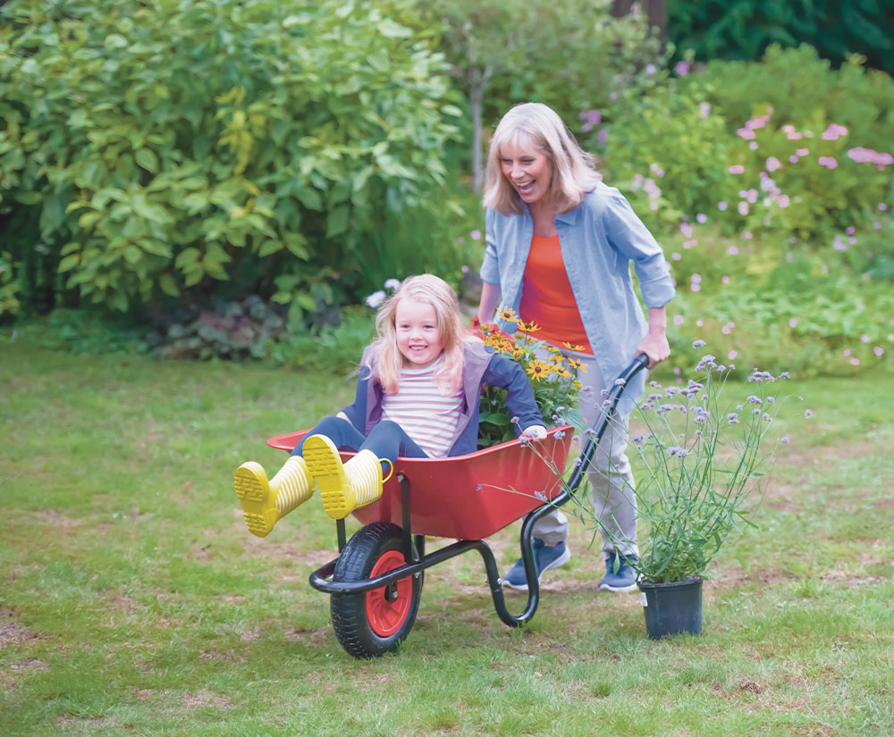 lady_wheelbarrow_home