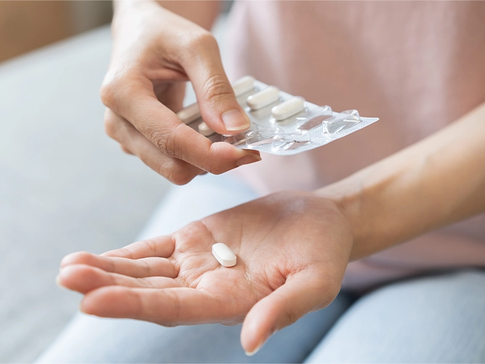 pills_textimg_painrelief_dtop